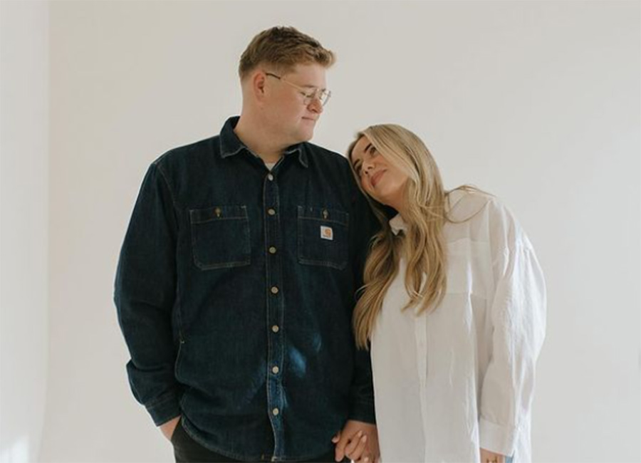 Influencer who was expecting dies with husband in car crash on the way to surprise family with baby news