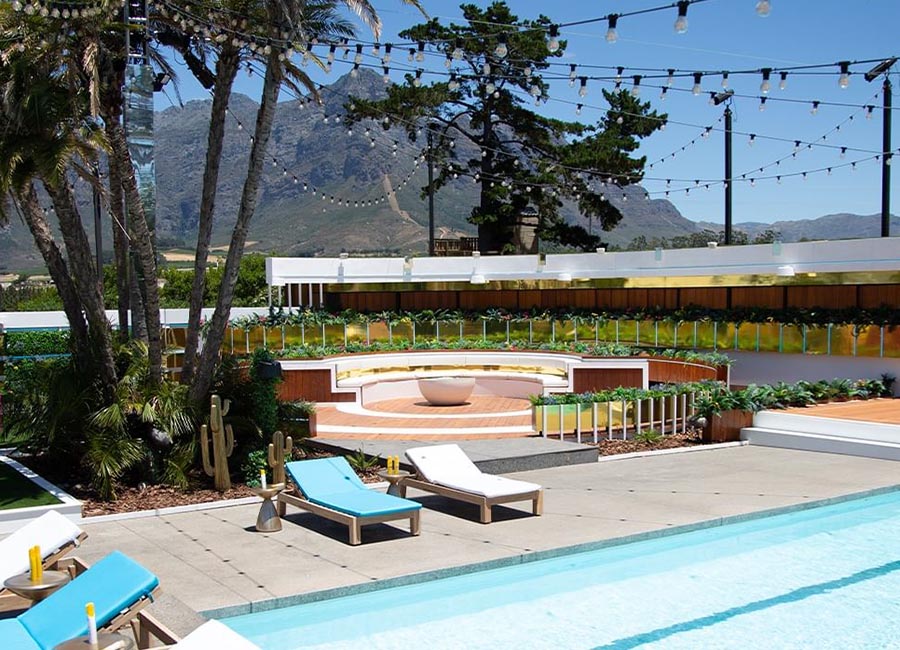 'I am deceased' Eagle-eyed Love Island fans spot iconic slogan in All Stars villa decor