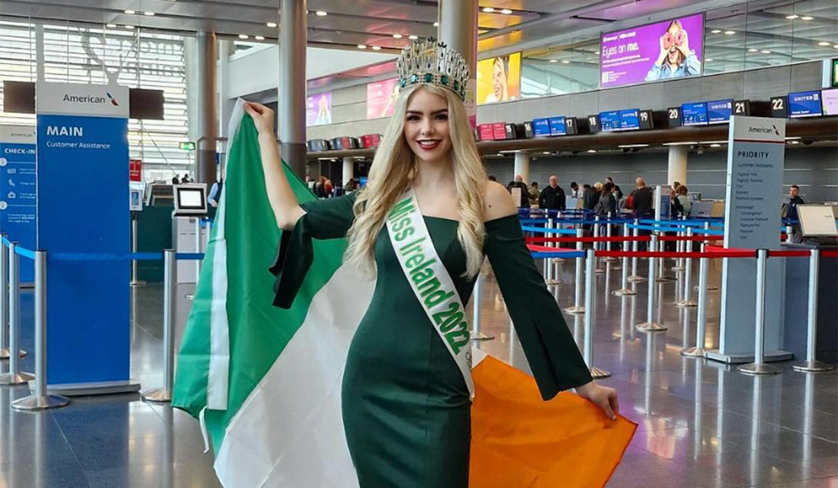 'So excited!' Ivanna McMahon jets out to India for the Miss World contest