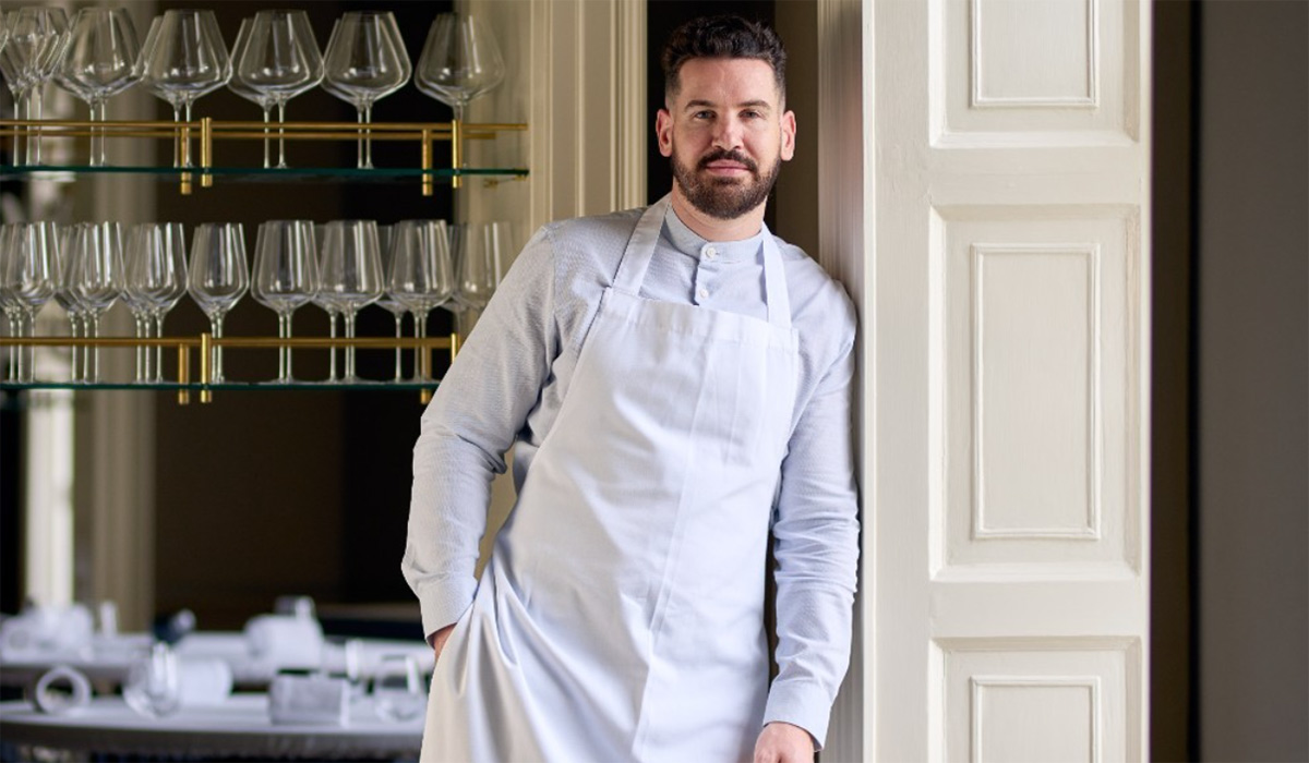 Chef who bagged 2nd Michelin star calls for more support for small restaurants