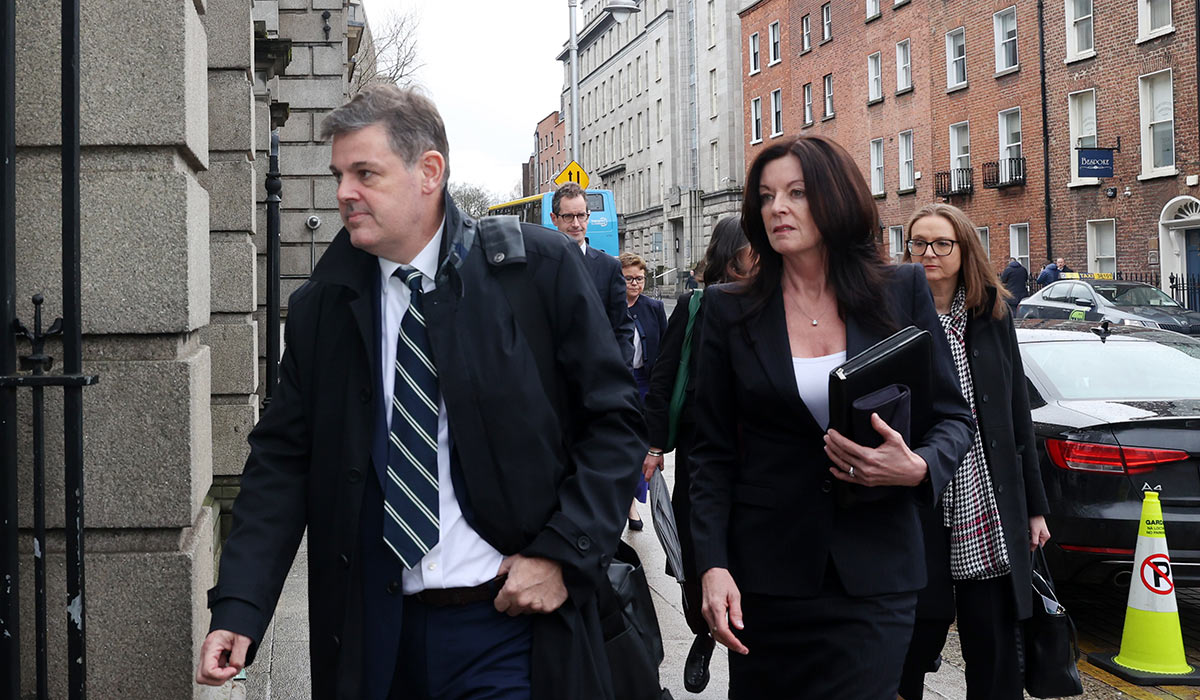 RTÉ director general Kevin Bakhurst challenged to prove 'he's better than Dee Forbes'