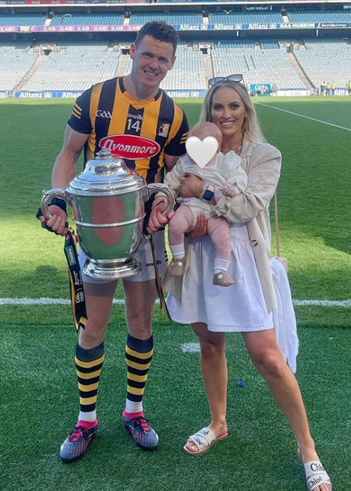 TJ Reid, Niamh de Brún