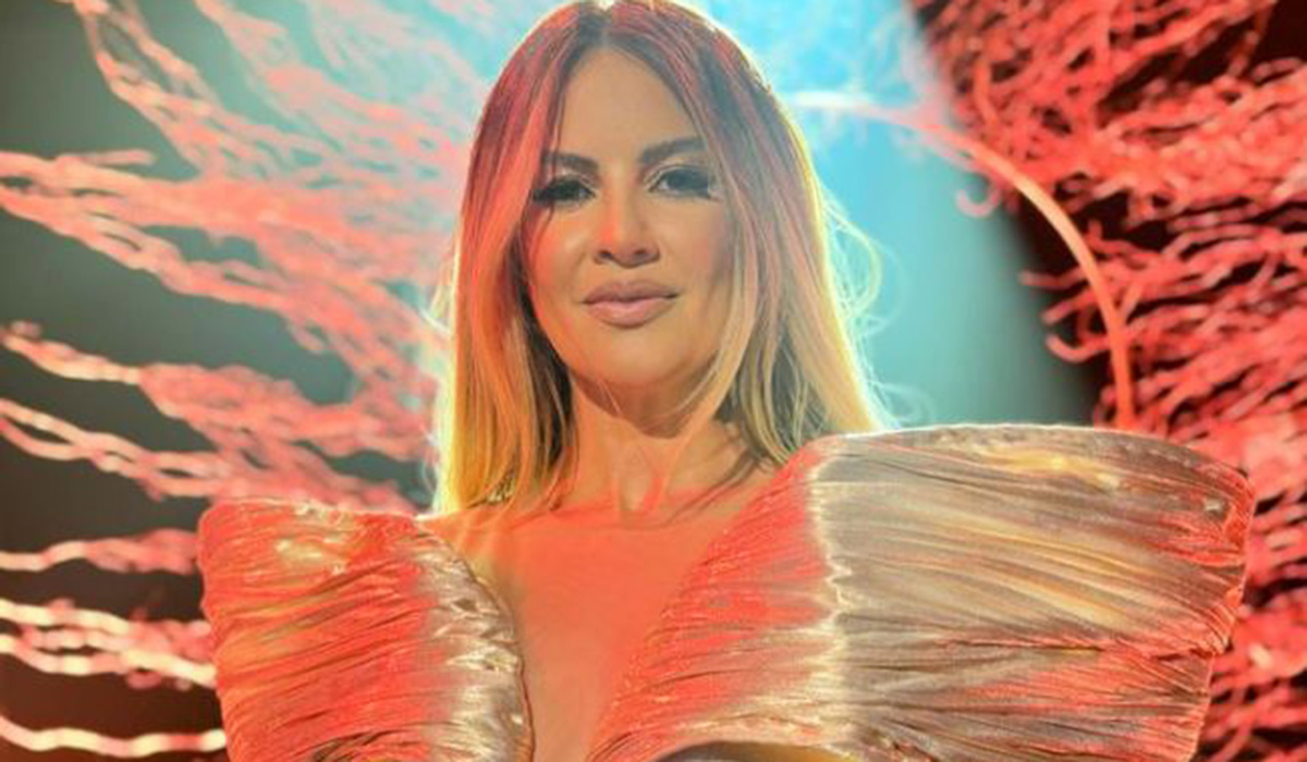 Bandon's answer to Beyoncé: Lyra told to lose weight to make it in the music industry