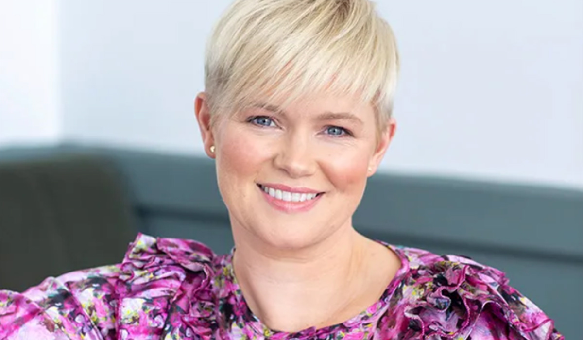 Cecelia Ahern. Tom Honan