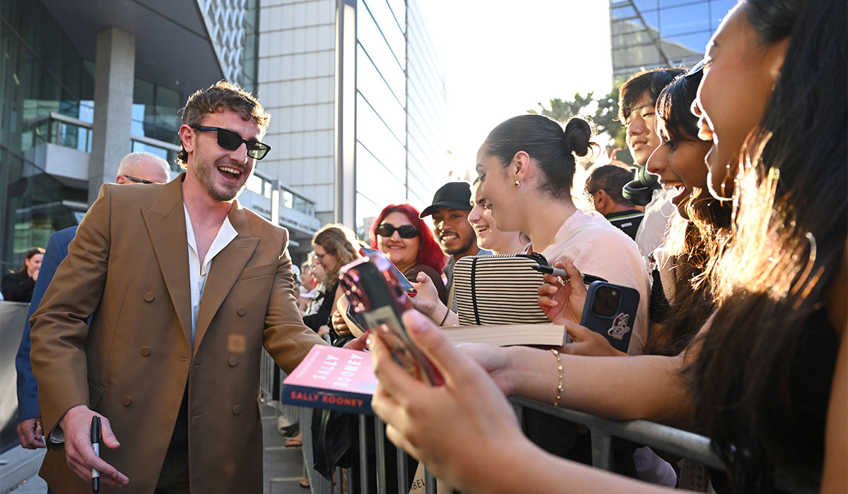 Paul Mescal interacts with fans during the Australian Premiere of "Gladiator II" at Darling Harbour Theatre. Pic: Getty Images