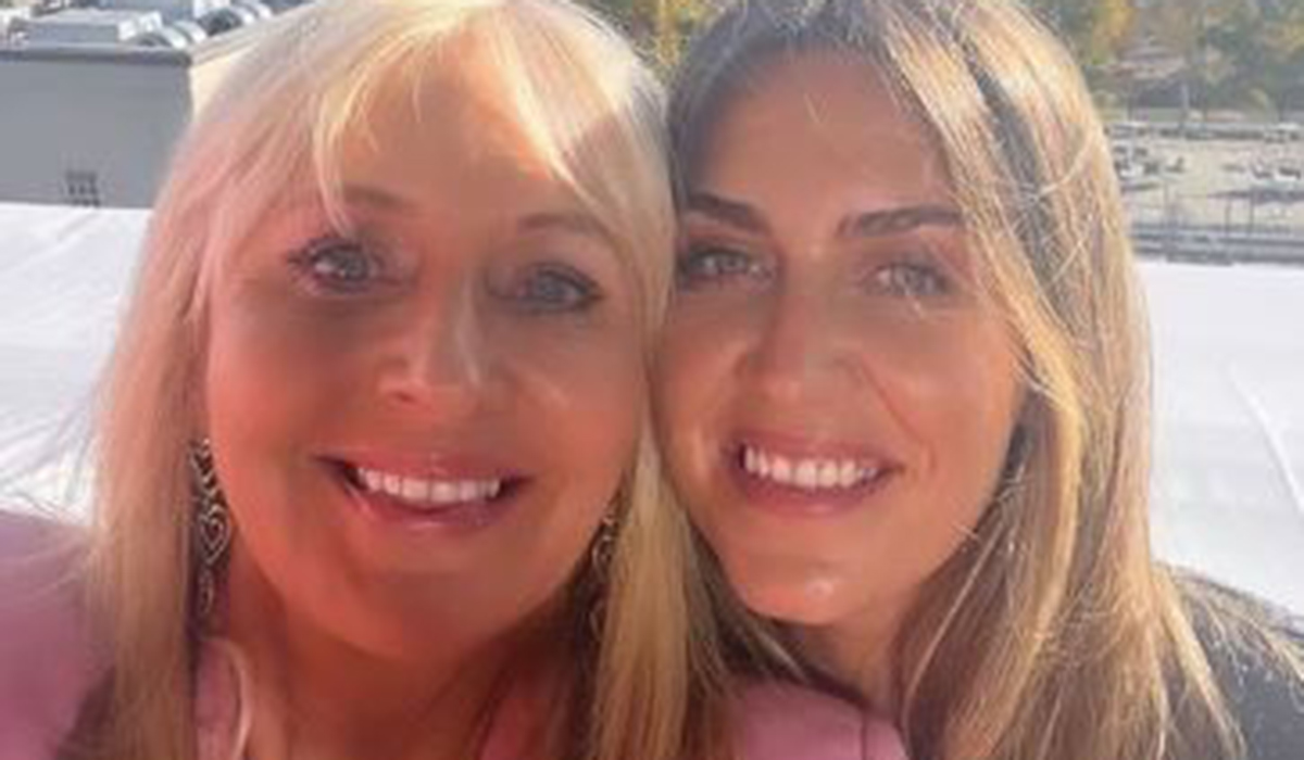 Miriam O'Callaghan's daughters support her in the US during election coverage