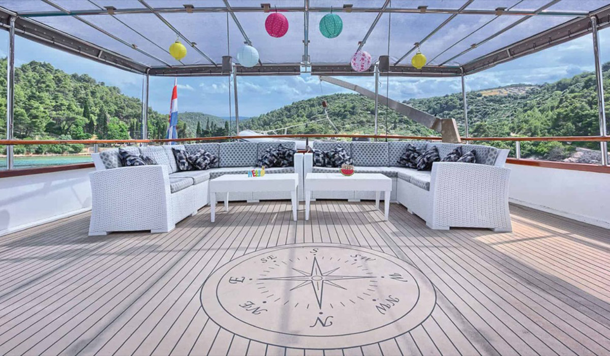 Review: Sail Croatia's Dalmatian Coast in Style For a Group Trip to Remember