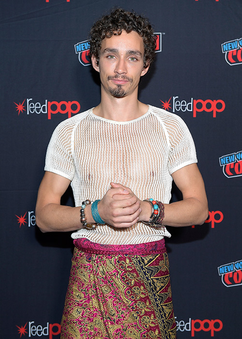 Robert Sheehan attends the Mortal Engines panel during the New York Comic Con 2018