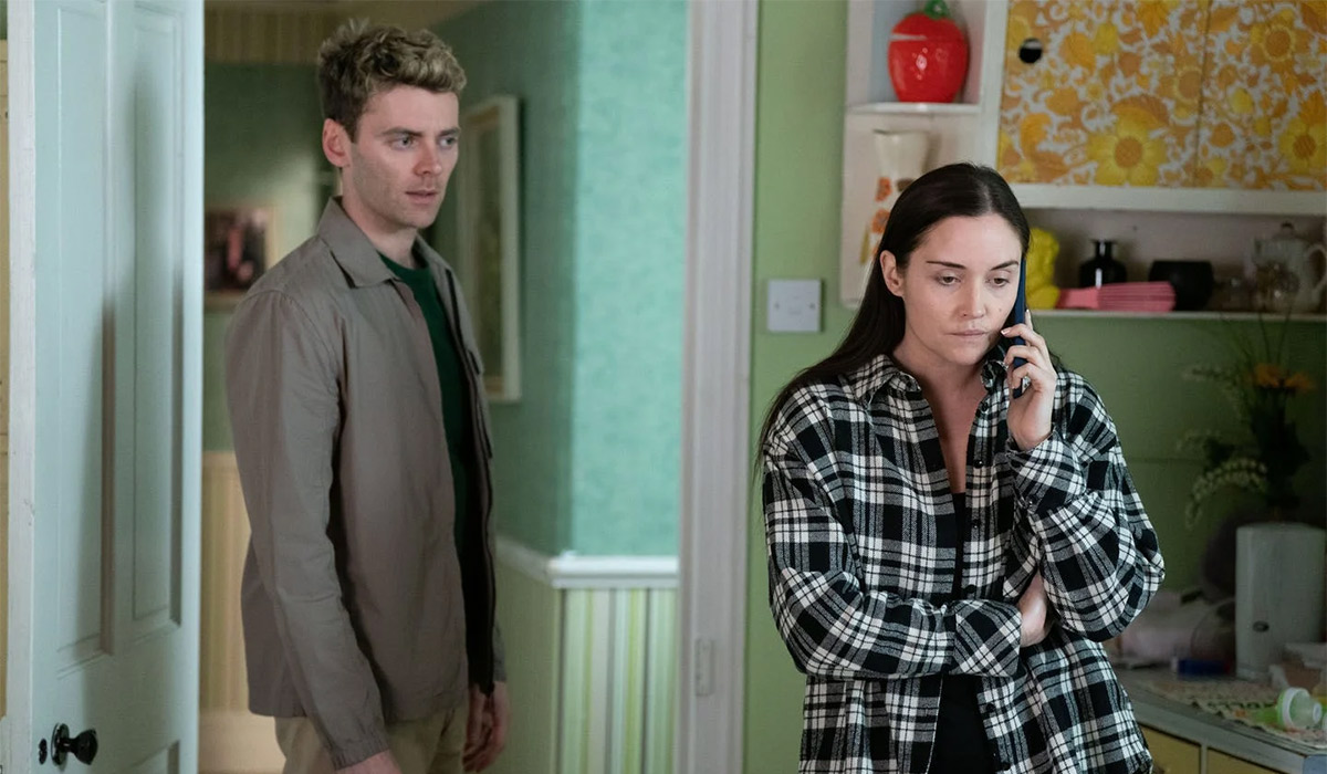 Unlikely EastEnders friendship to help Lauren through her baby son's diagnosis