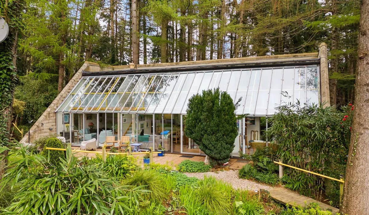 Look inside quirky Wicklow woodland home as it hits the market for €1.15m