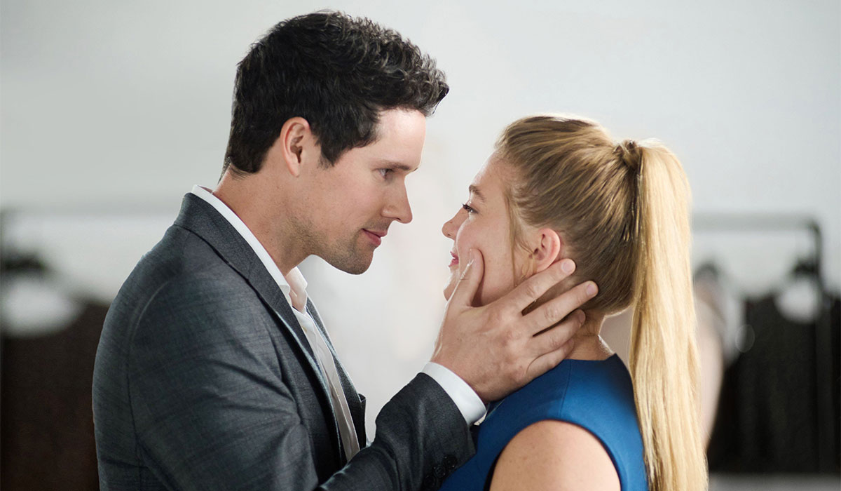 ROMANCE IN STYLE, from left: Benjamin Hollingsworth, Jaicy Elliot. Pic: Shutterstock